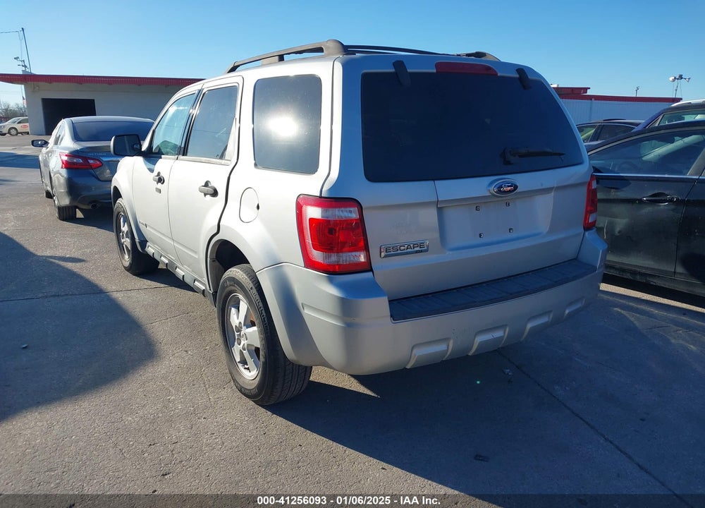 2008 FORD ESCAPE XLT VIN: 1FMCU03Z48KE45820