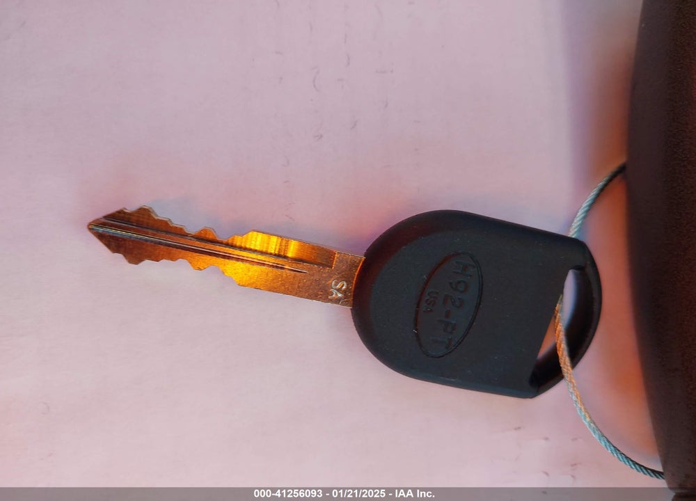 2008 FORD ESCAPE XLT VIN: 1FMCU03Z48KE45820