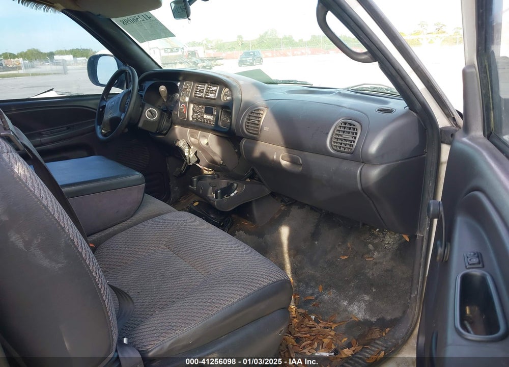 2000 DODGE RAM 2500 ST VIN: 3B7KC23Z4YG162985