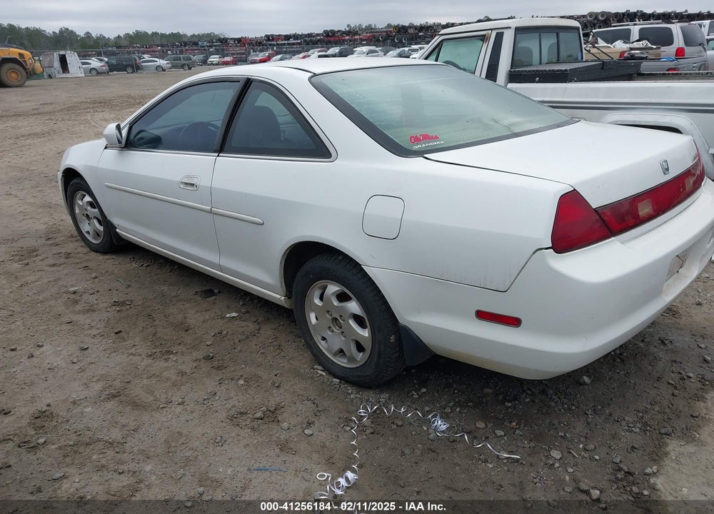 2000 HONDA ACCORD 2.3 EX VIN: 1HGCG3259YA020788