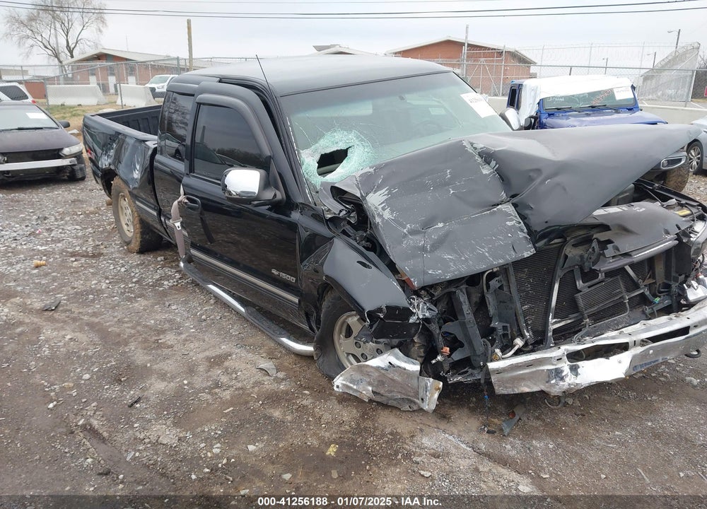 2000 CHEVROLET SILVERADO 1500 LS VIN: 2GCEK19T7Y1283970