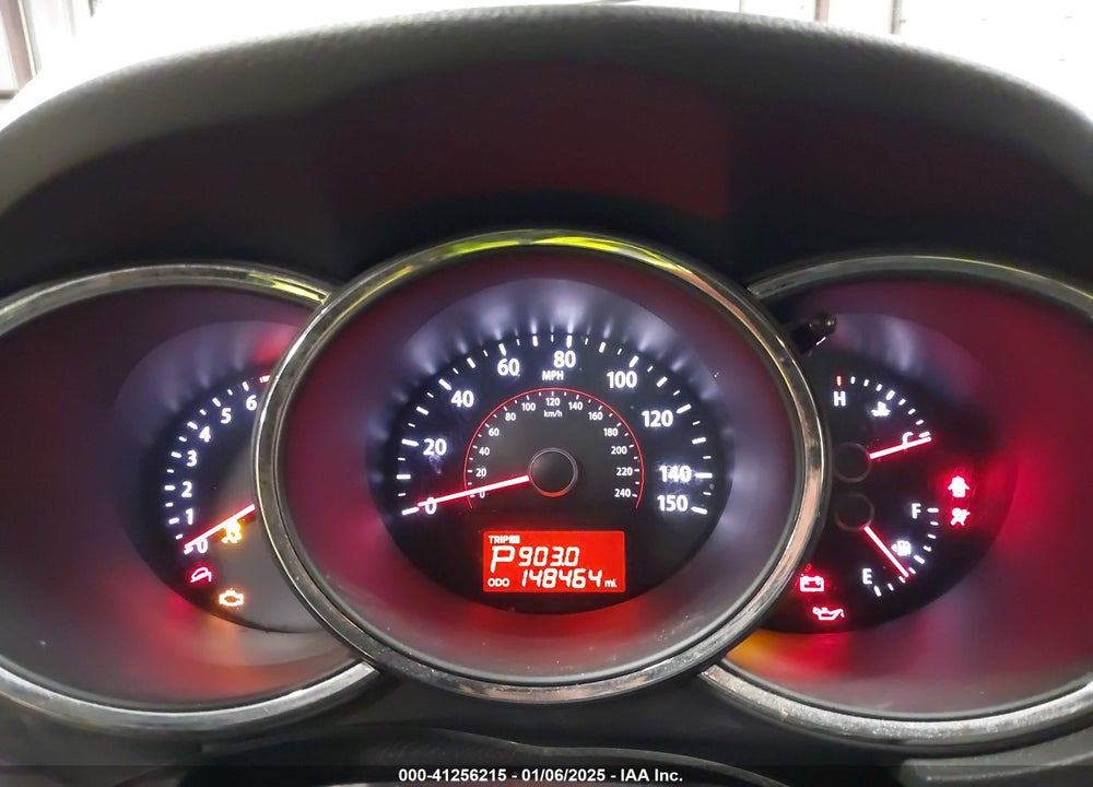 2013 KIA SORENTO LX VIN: 5XYKT3A10DG407633