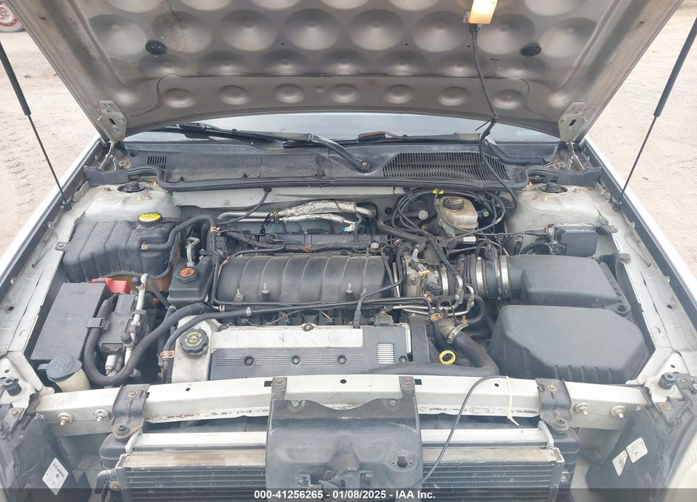2000 CADILLAC DEVILLE DTS VIN: 1G6KF5796YU176907