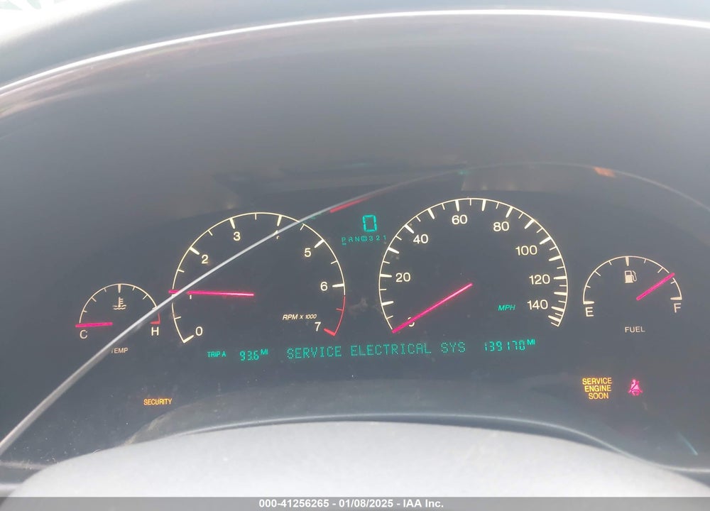 2000 CADILLAC DEVILLE DTS VIN: 1G6KF5796YU176907