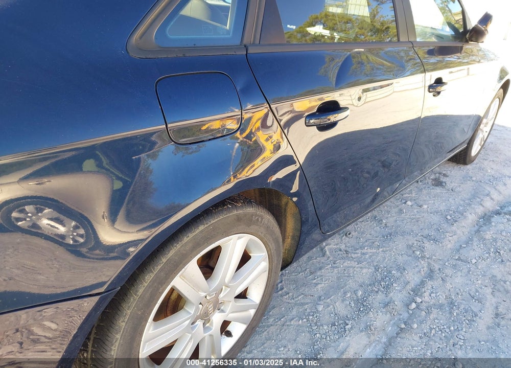 2011 AUDI A4 2.0T PREMIUM VIN: WAUBFAFL0BN057090