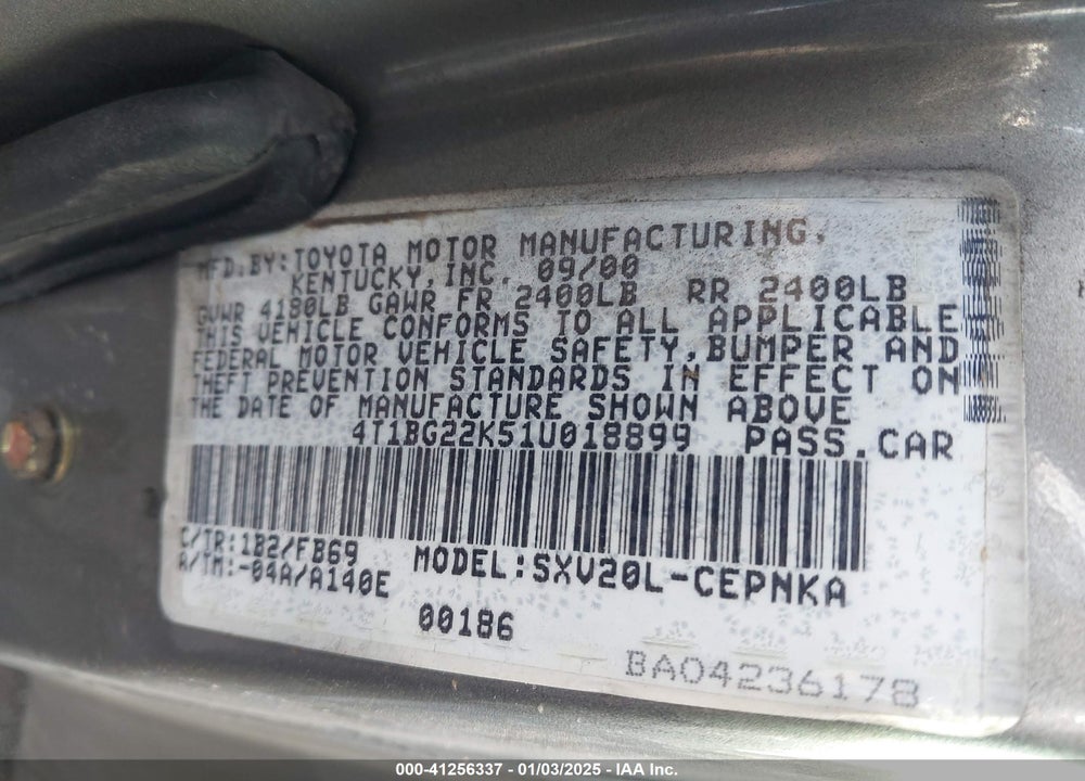 2001 TOYOTA CAMRY LE VIN: 4T1BG22K51U018899