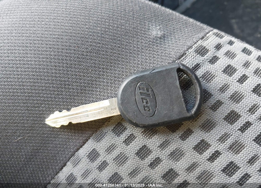 2007 FORD FOCUS S/SE/SES VIN: 1FAHP34N77W292734
