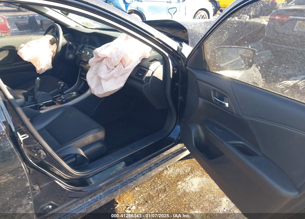 2016 HONDA ACCORD VIN: 1HGCR2F50GA058780