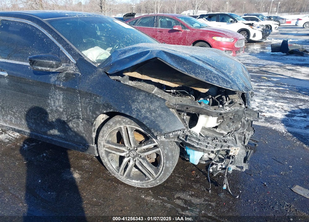 2016 HONDA ACCORD VIN: 1HGCR2F50GA058780