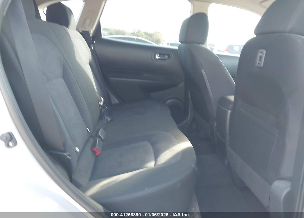 2015 NISSAN ROGUE SELECT S VIN: JN8AS5MT6FW151399