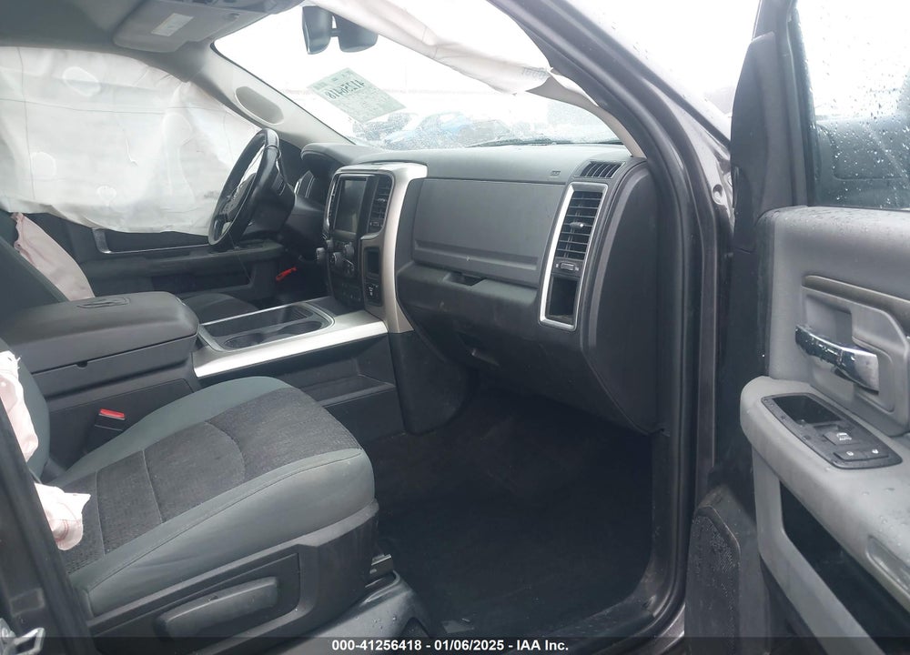 2016 RAM 1500 VIN: 1C6RR7LG6GS273741
