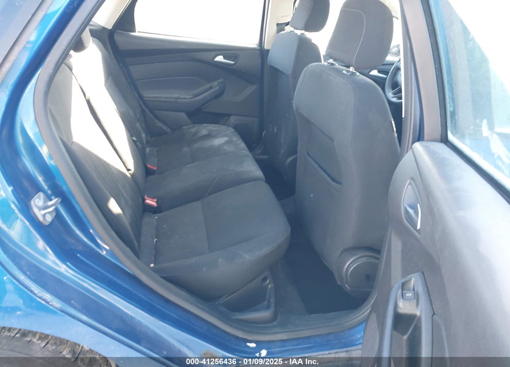 2018 FORD FOCUS VIN: 1FADP3K29JL325569