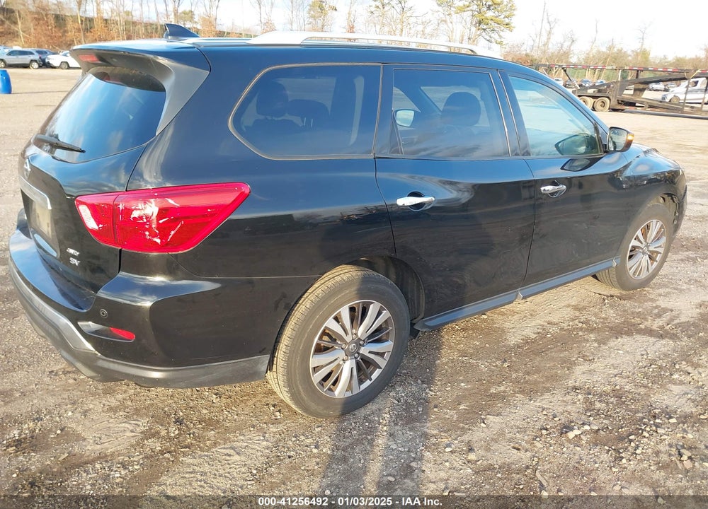 2019 NISSAN PATHFINDER SV VIN: 5N1DR2MM2KC639591
