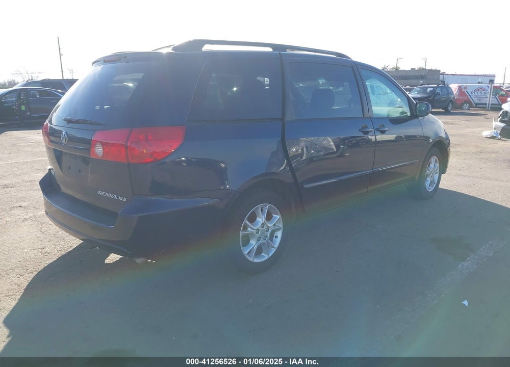 2006 TOYOTA SIENNA XLE VIN: 5TDZA22C76S427818