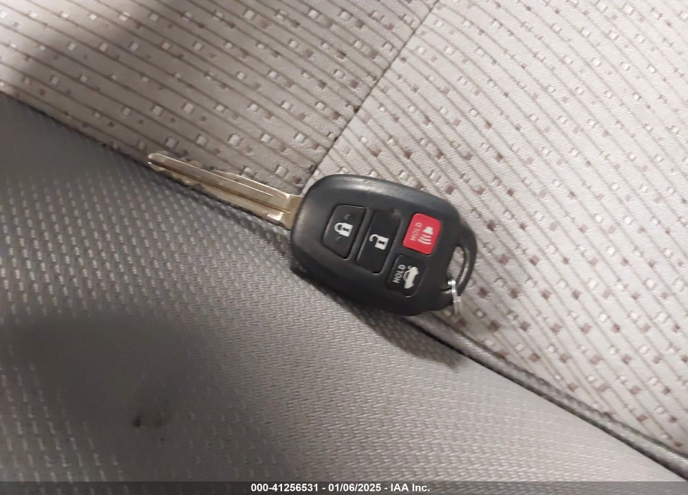 2013 TOYOTA CAMRY LE VIN: 4T1BF1FK7DU637631