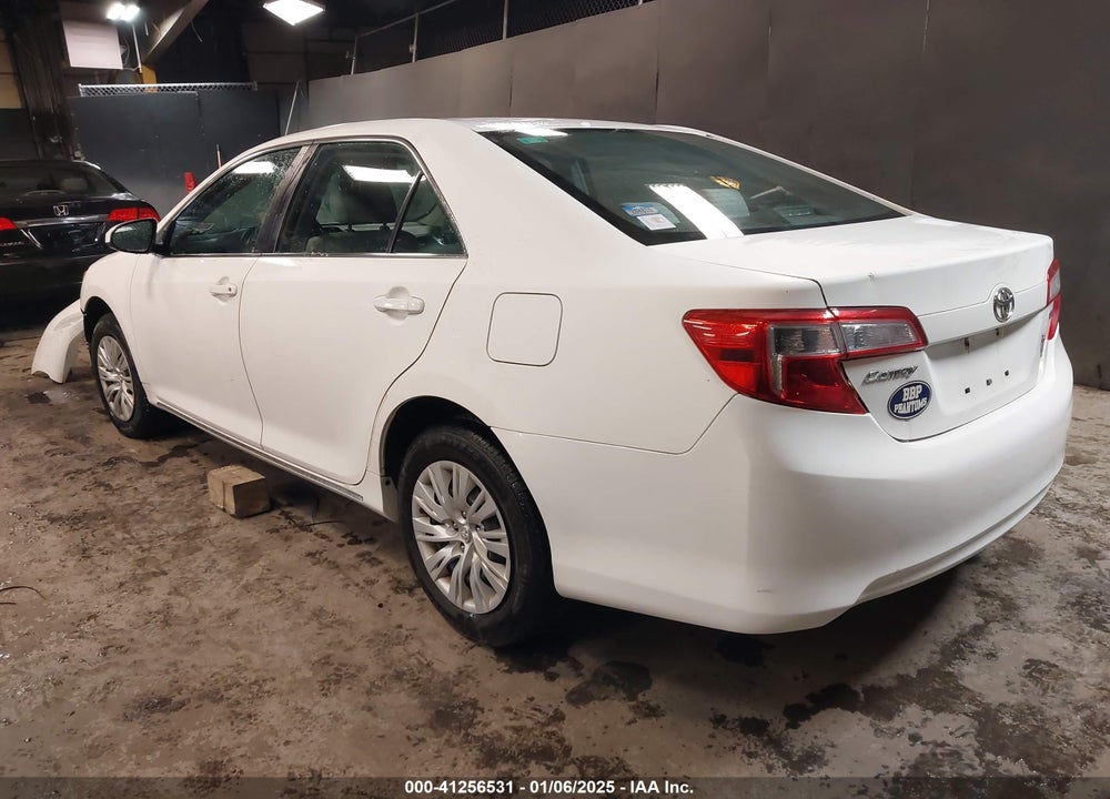 2013 TOYOTA CAMRY LE VIN: 4T1BF1FK7DU637631