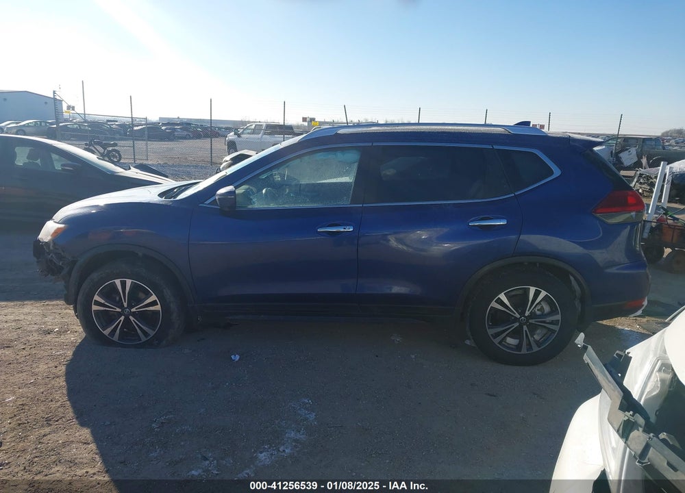 2019 NISSAN ROGUE SV VIN: JN8AT2MV4KW395334