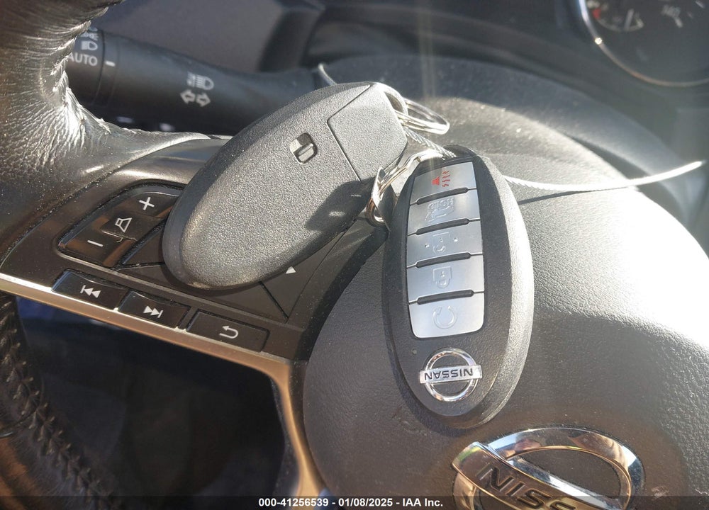 2019 NISSAN ROGUE SV VIN: JN8AT2MV4KW395334