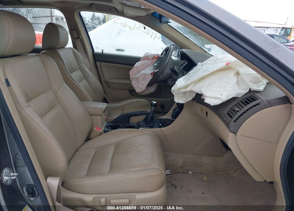 2006 HONDA ACCORD VIN: 1HGCM65526A021204