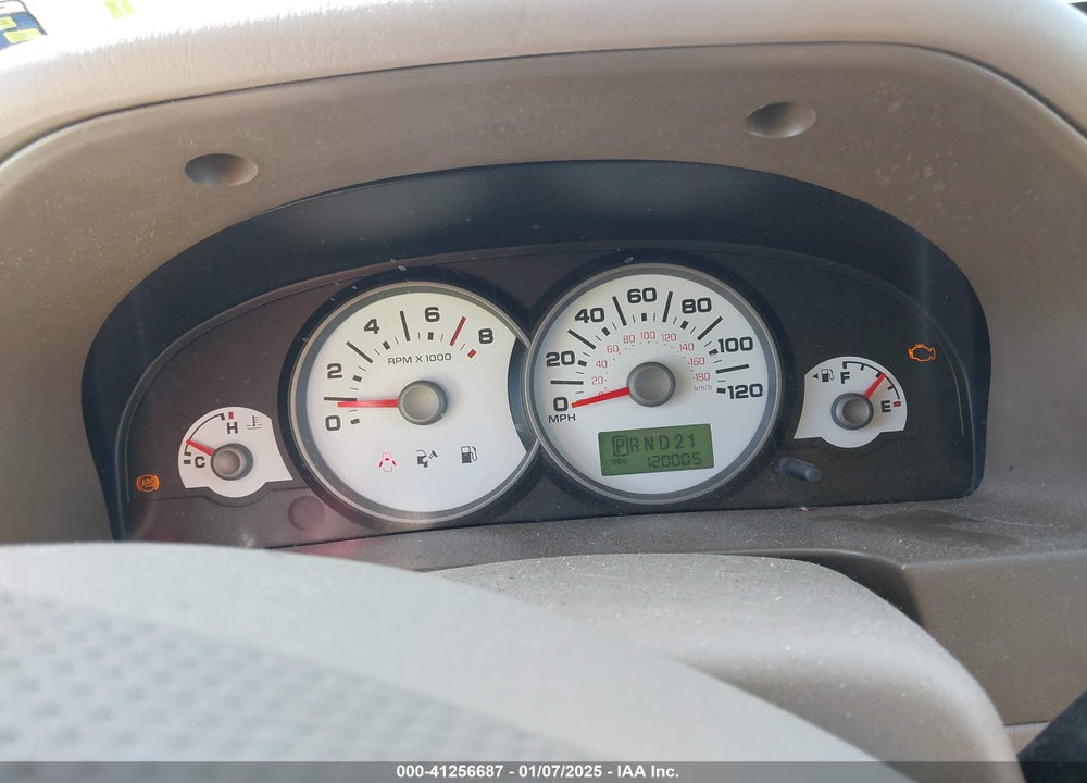 2005 FORD ESCAPE XLT VIN: 1FMYU93105KB75419