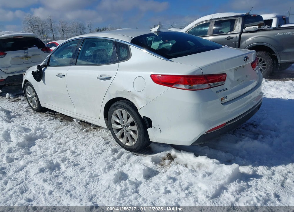 2016 KIA OPTIMA VIN: 5XXGU4L30GG087892