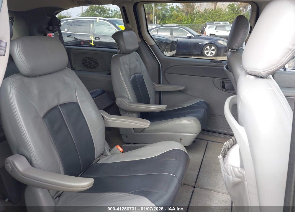 2006 DODGE GRAND CARAVAN SXT VIN: 2D4GP44L56R827693
