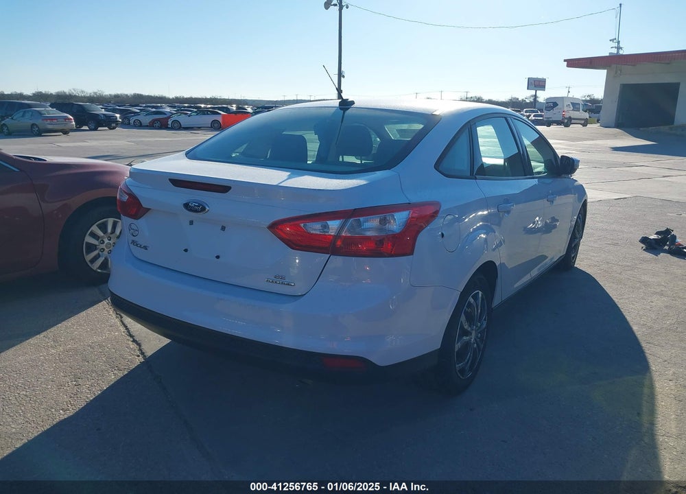 2014 FORD FOCUS SE VIN: 1FADP3F20EL236697