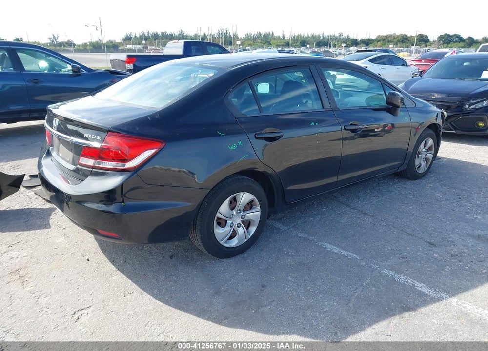 2015 HONDA CIVIC LX VIN: 19XFB2F57FE113317