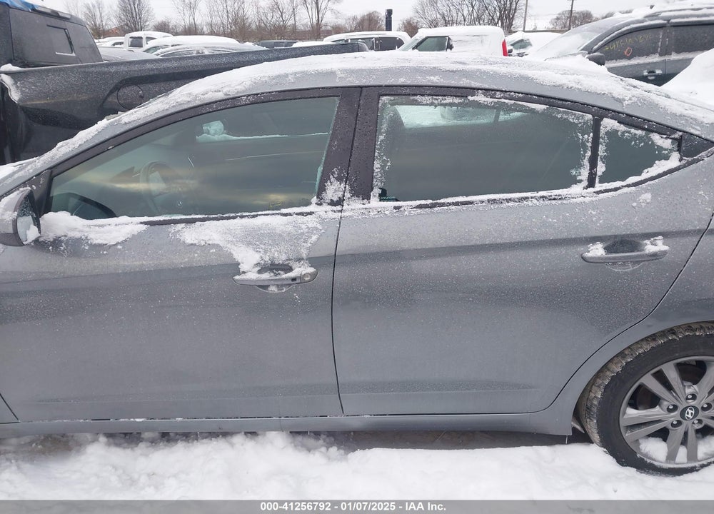 2018 HYUNDAI ELANTRA VIN: KMHD84LF7JU606130