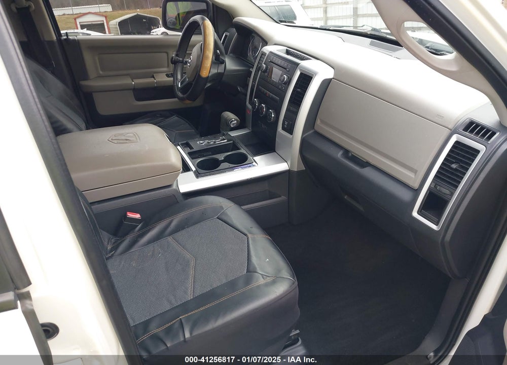 2009 DODGE RAM 1500 VIN: 1D3HB13T99S748201
