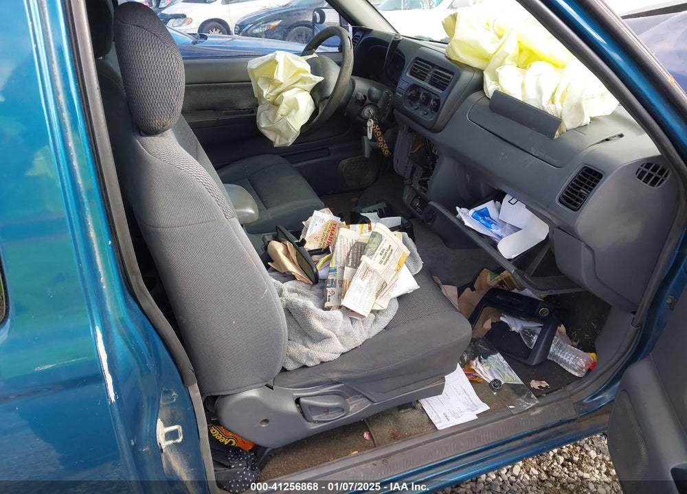2001 NISSAN FRONTIER XE VIN: 1N6DD26S81C334753