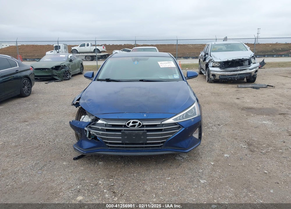 2020 HYUNDAI ELANTRA VIN: 5NPD74LF4LH565900