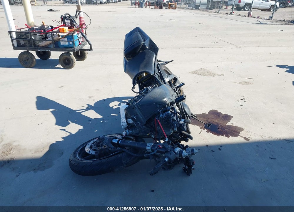 2003 YAMAHA YZFR1 VIN: JYARN10E23A008962