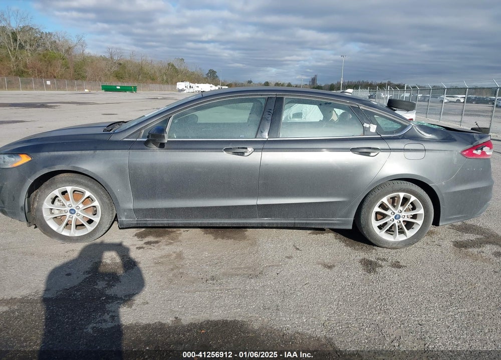 2019 FORD FUSION VIN: 3FA6P0HDXKR107837