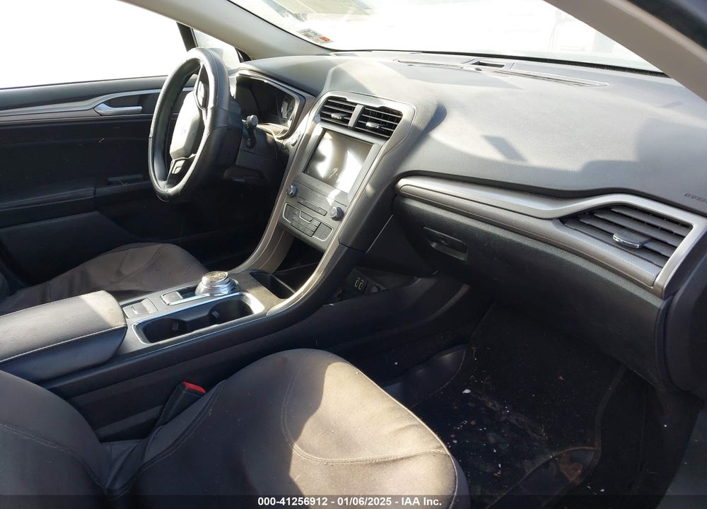 2019 FORD FUSION VIN: 3FA6P0HDXKR107837