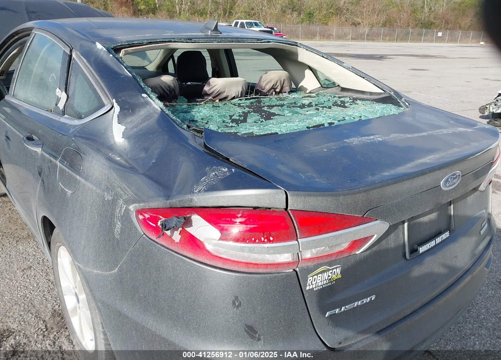 2019 FORD FUSION VIN: 3FA6P0HDXKR107837
