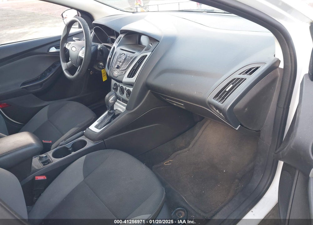 2014 FORD FOCUS VIN: 1FADP3K25EL233218