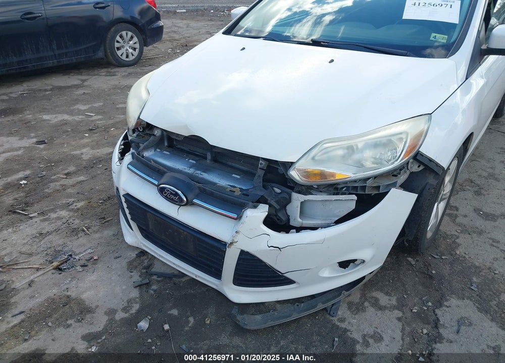 2014 FORD FOCUS VIN: 1FADP3K25EL233218