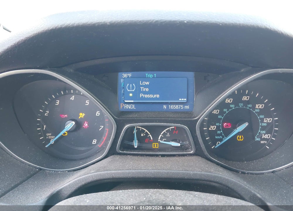 2014 FORD FOCUS VIN: 1FADP3K25EL233218