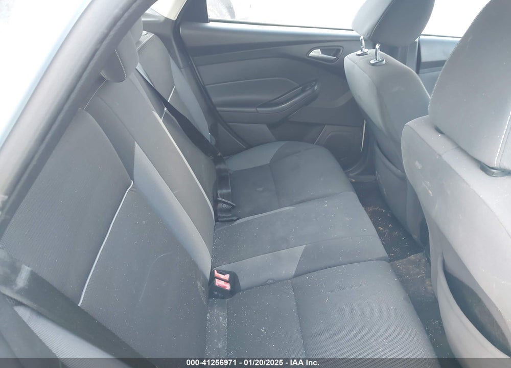 2014 FORD FOCUS VIN: 1FADP3K25EL233218