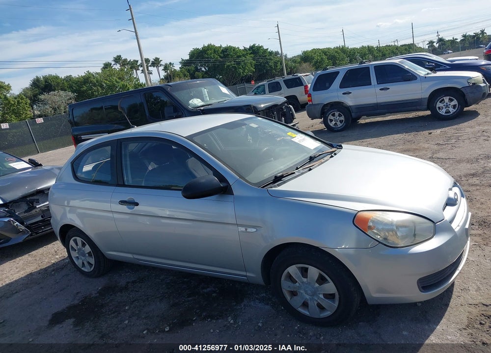 2007 HYUNDAI ACCENT VIN: KMHCM36C57U019243