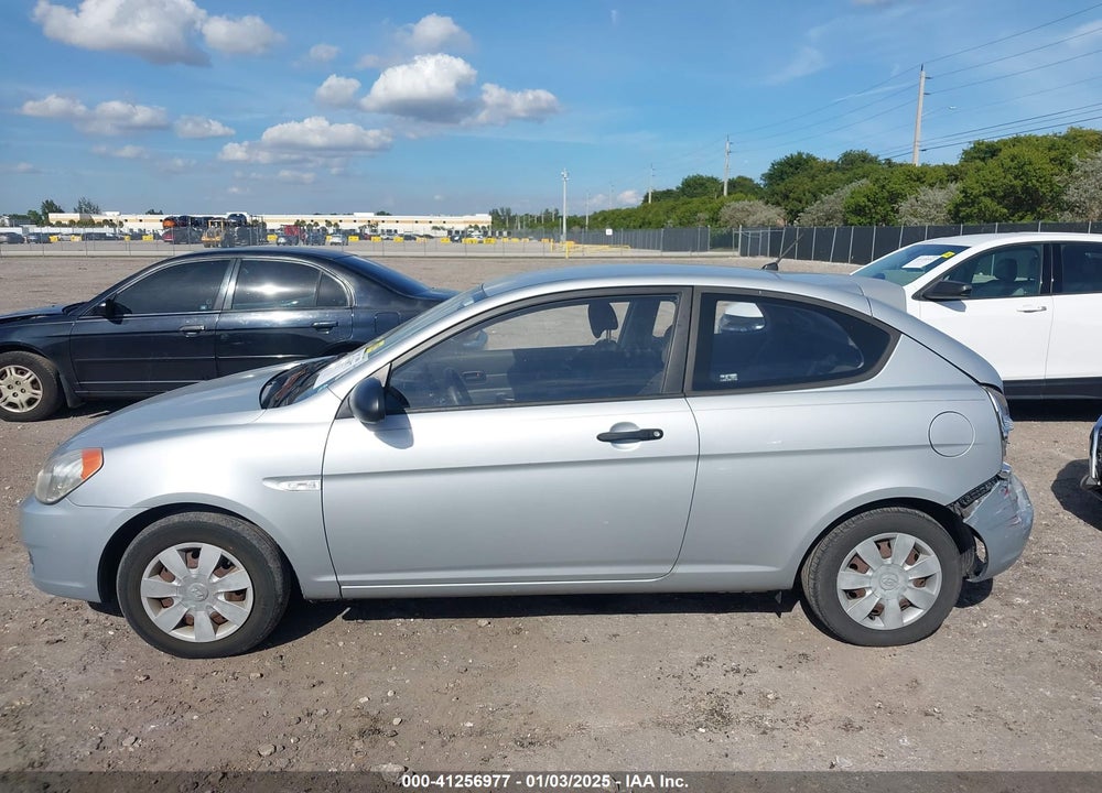 2007 HYUNDAI ACCENT VIN: KMHCM36C57U019243