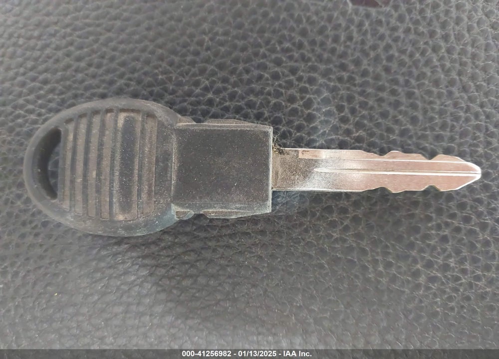 2008 DODGE GRAND CARAVAN SE VIN: 2D8HN44H18R104589