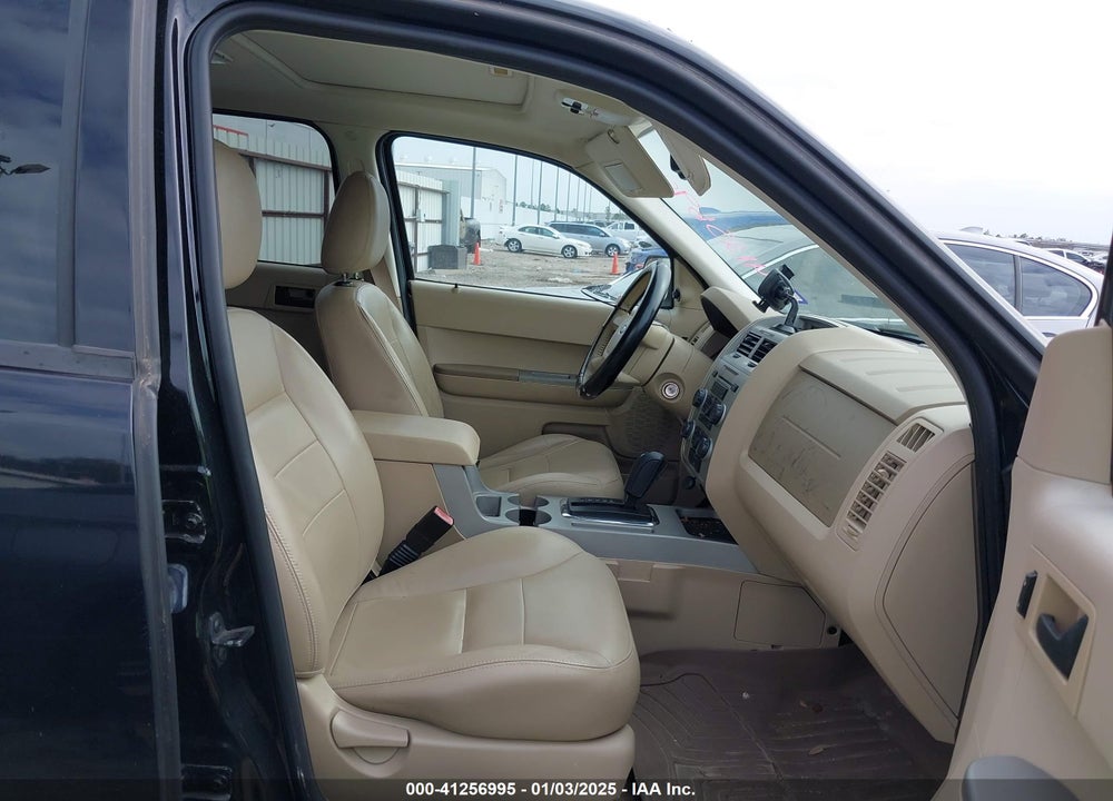 2008 FORD ESCAPE XLT VIN: 1FMCU03158KD92555