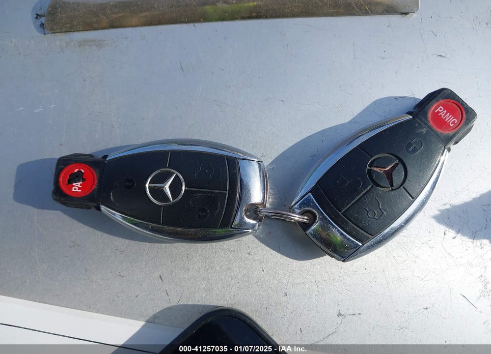 2008 MERCEDES-BENZ C 300 LUXURY/SPORT VIN: WDDGF54X58R018220