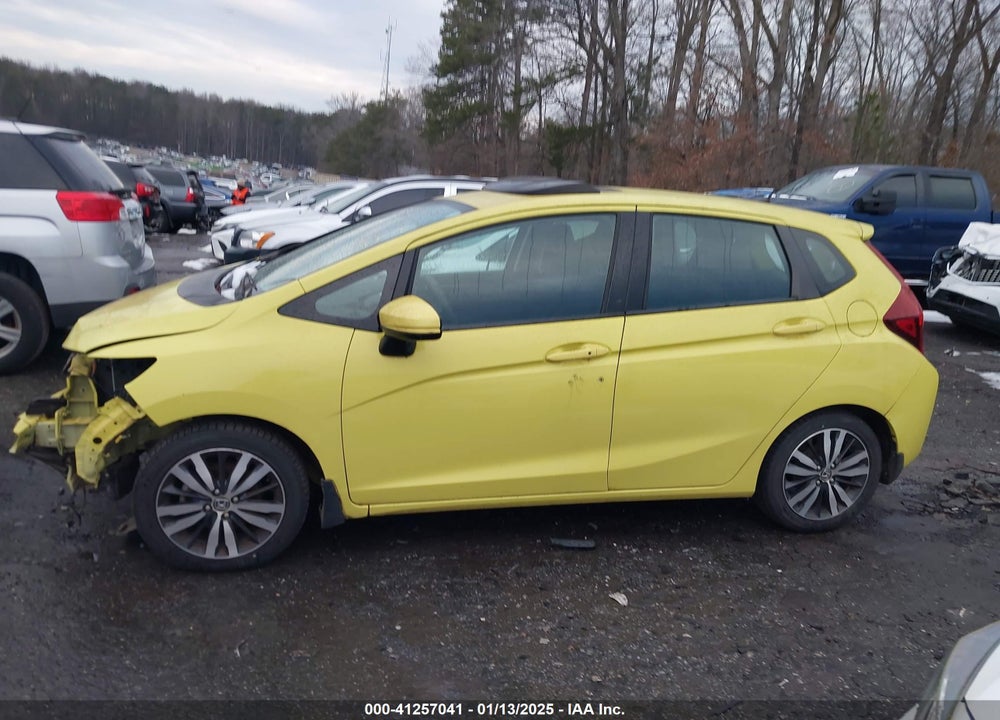 2017 HONDA FIT EX VIN: 3HGGK5G70HM700040