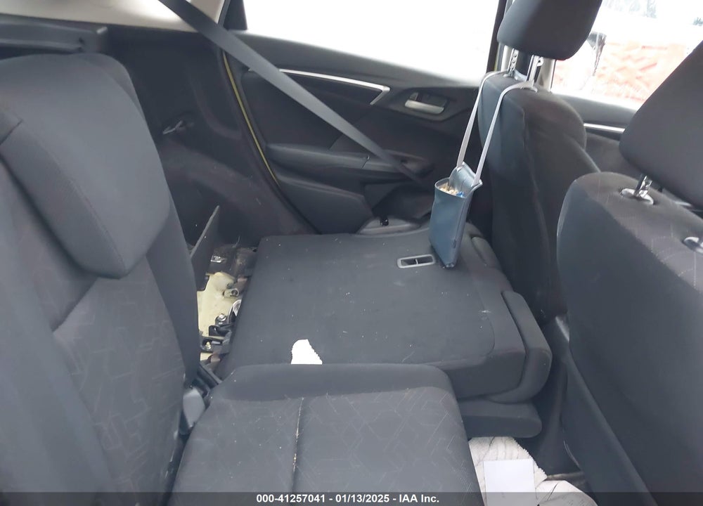 2017 HONDA FIT EX VIN: 3HGGK5G70HM700040