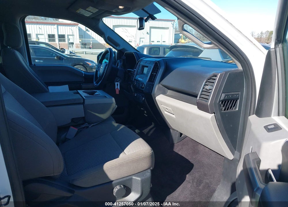 2017 FORD F-150 XLT VIN: 1FTEW1C86HKC65601