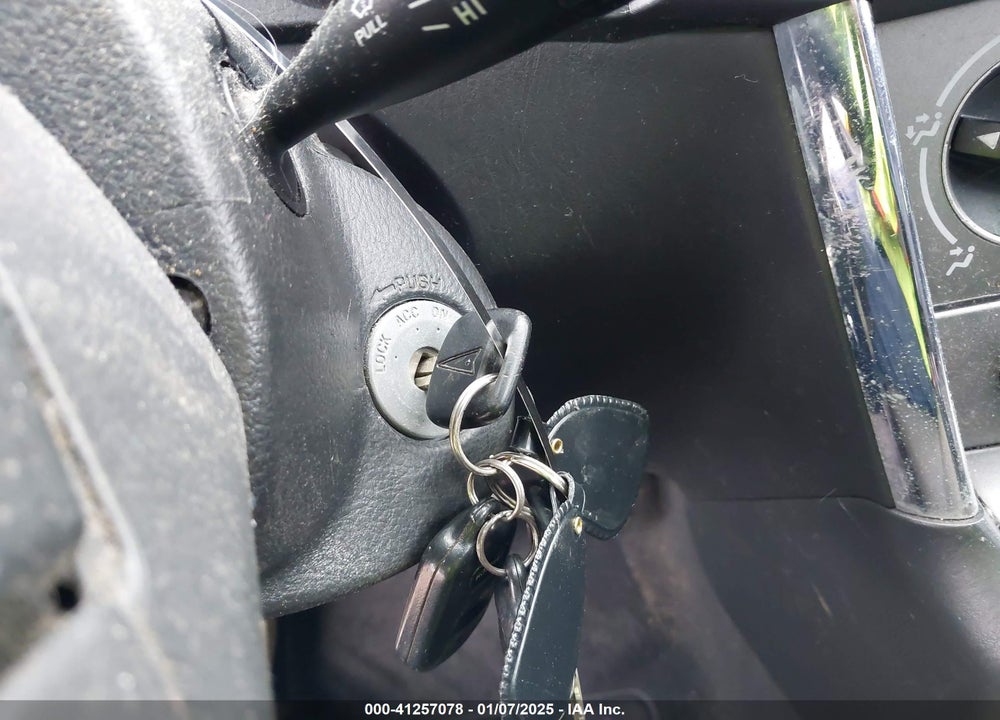 2004 PONTIAC VIBE VIN: 5Y2SL62824Z447825
