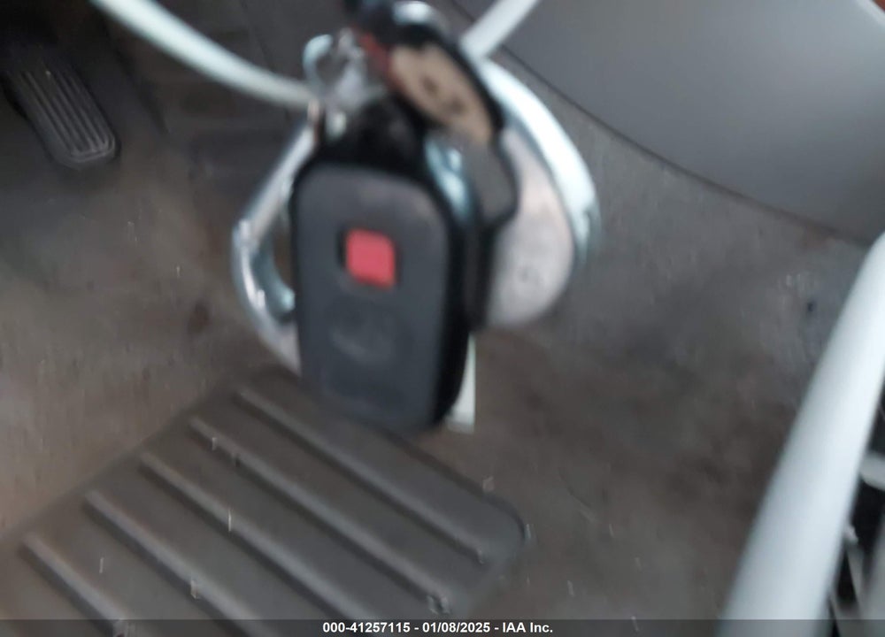 2005 TOYOTA CAMRY VIN: 4T1BE32K55U574311